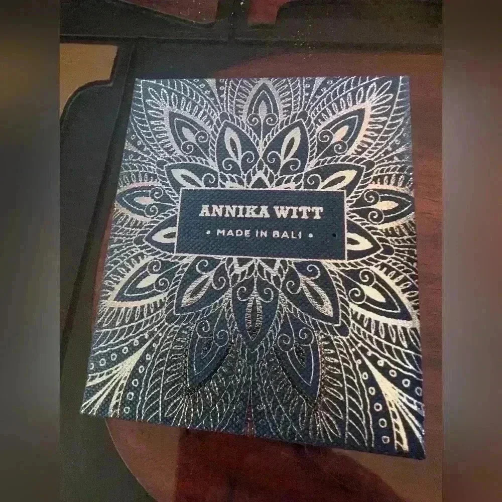 NIB Annika Witt Large Grey Pearl & Sterling Silver Earrings